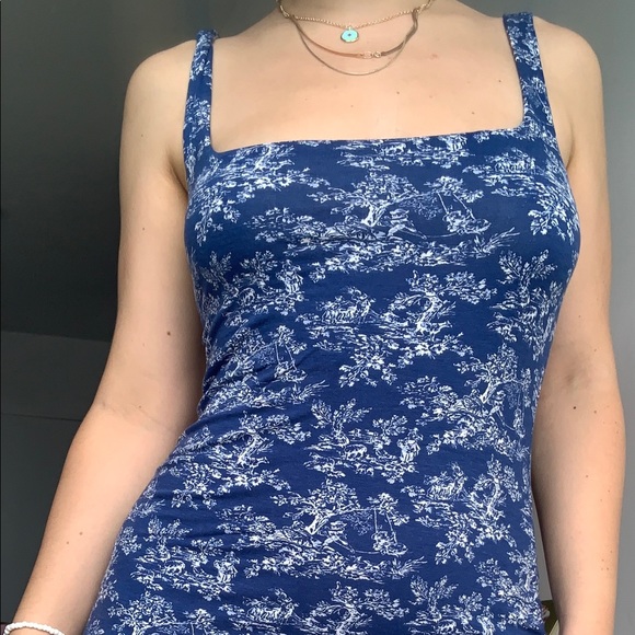 Mid length dress - Picture 2 of 2